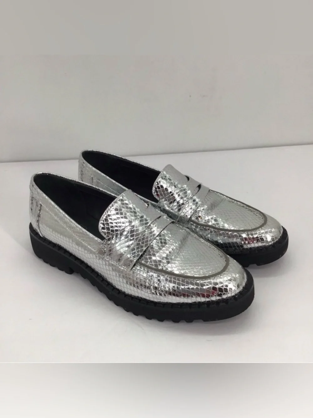 Franco Sarto Cassandra Platform Penny Loafer Snake Embossed Silver Size 7.5